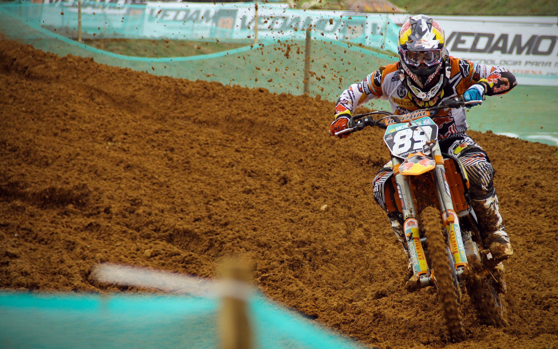 赛场上的“秀技”大战：谁的突破最精彩？，秀技什么意思